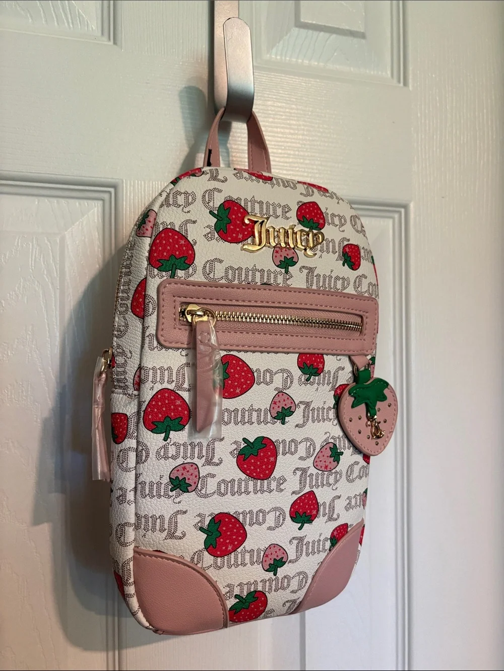 BNWT JUICY COUTURE White & Pink Strawberry Print Mini Sling Backpack